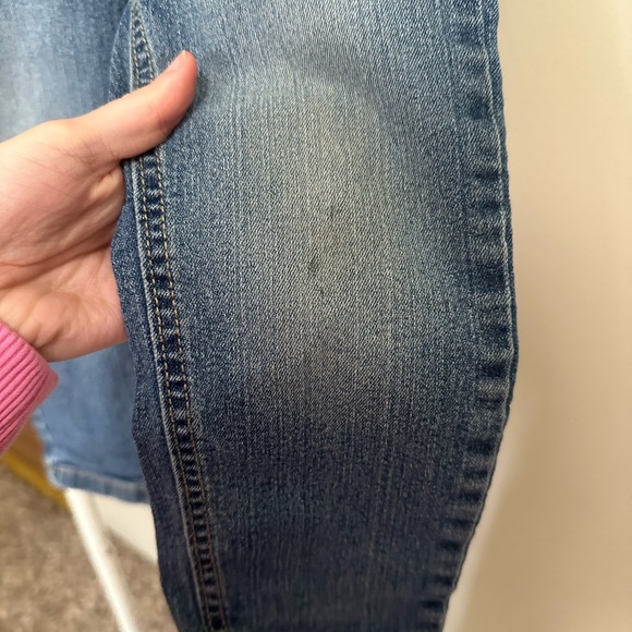 Oshkosh B’gosh Boys Medium Wash Elastic Waistband Straight Leg Jeans size 4T - Picture 2 of 5